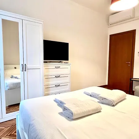 La Dolce - Navigli Apartmán *